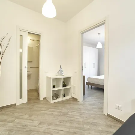 Angeli E Diavoli Apartment Eboli