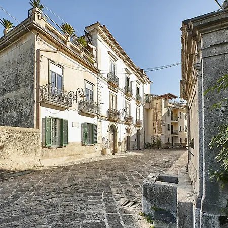 Apartment Angeli E Diavoli Eboli